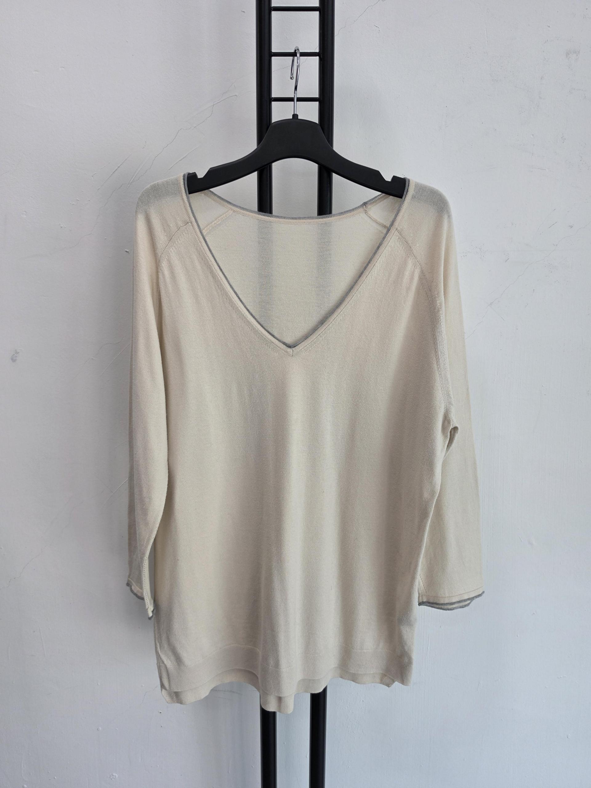 정품 더 케시미어 THE CASHMERE 브이넥 니트 아이보리