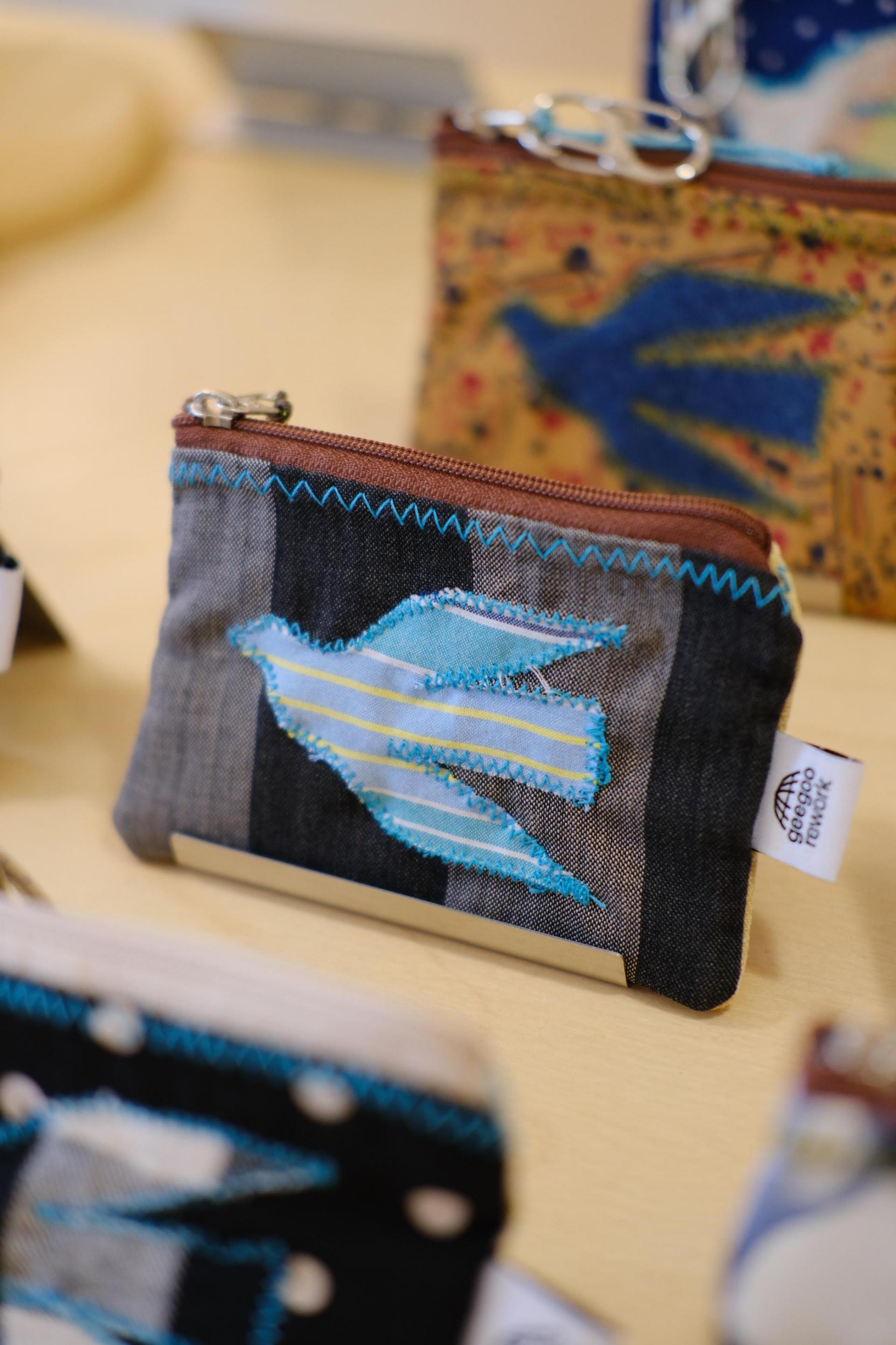 bird pouch