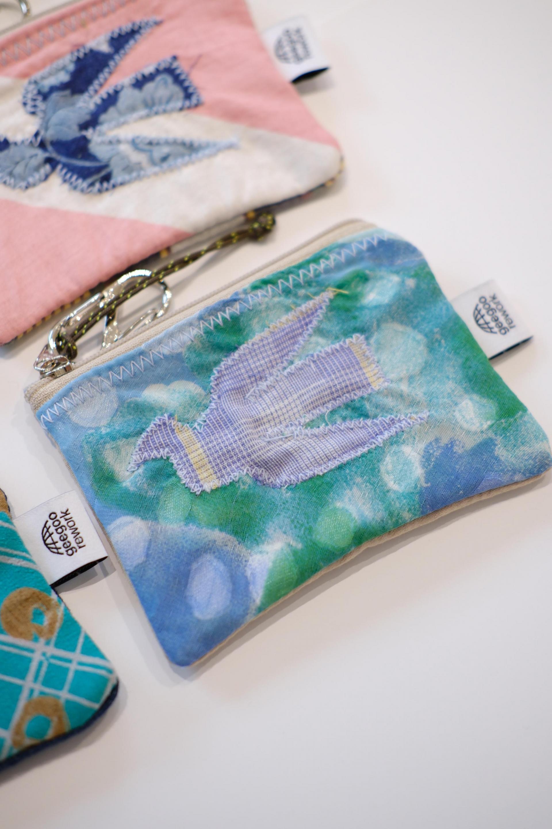 bird pouch