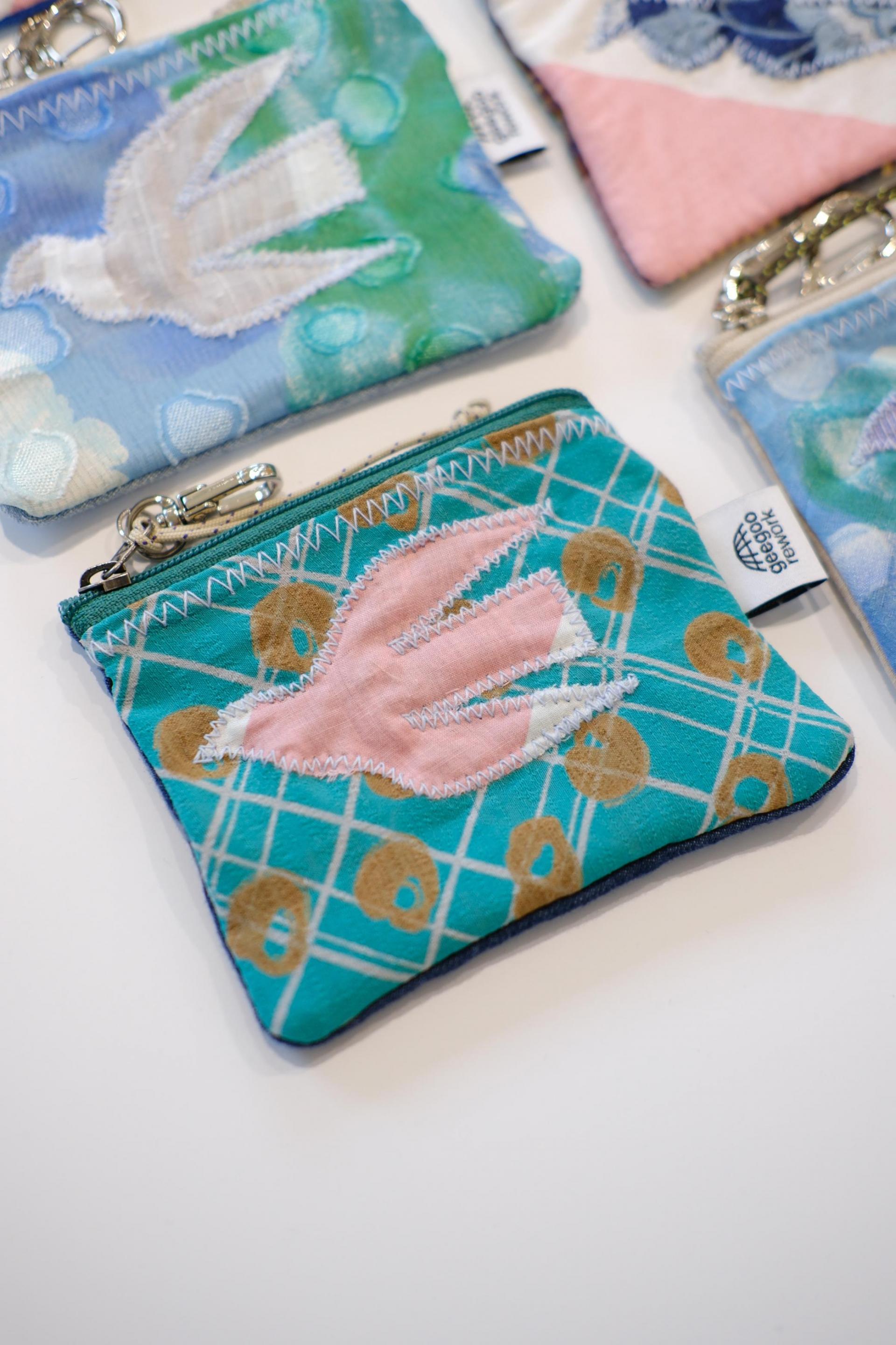bird pouch