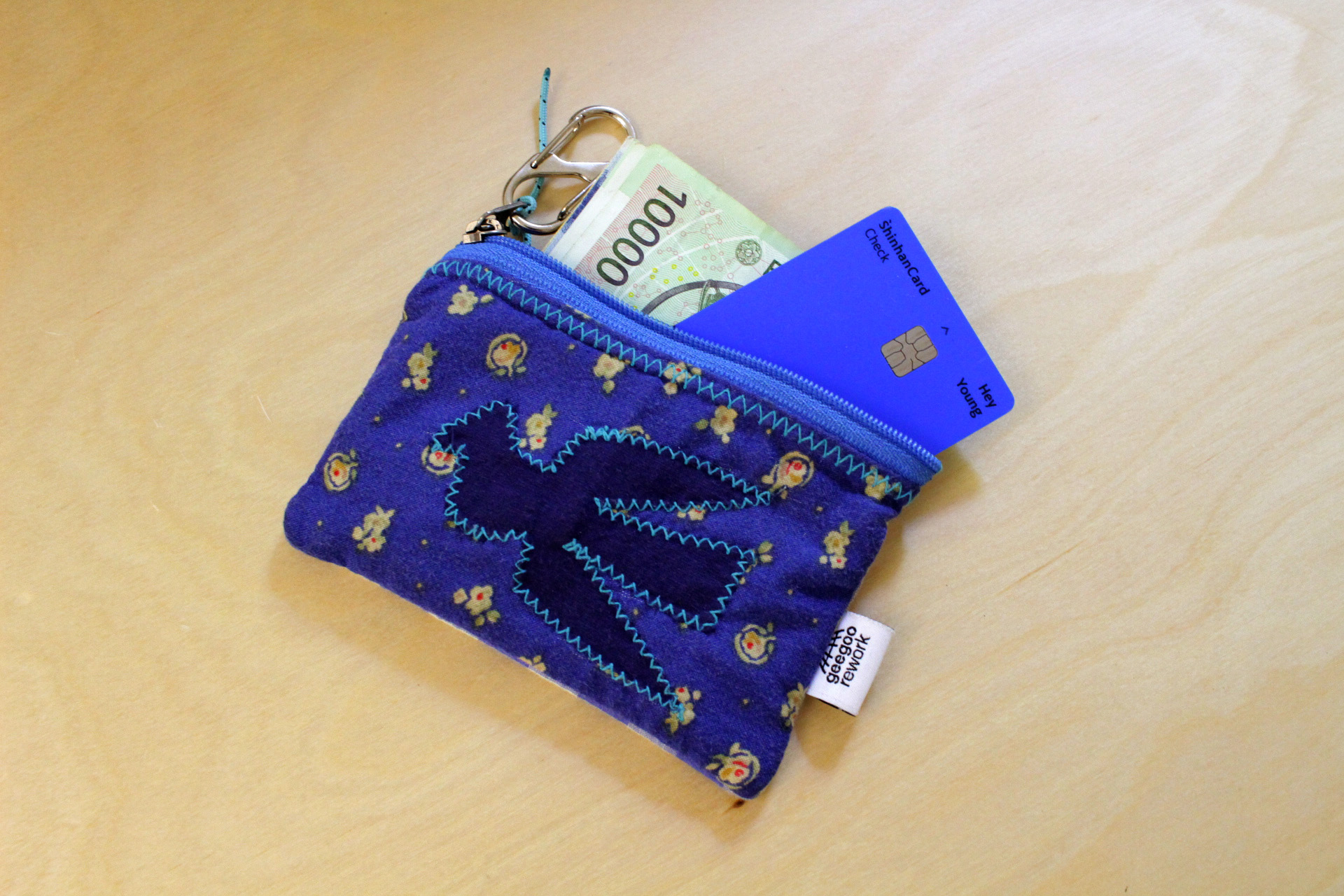 bird pouch