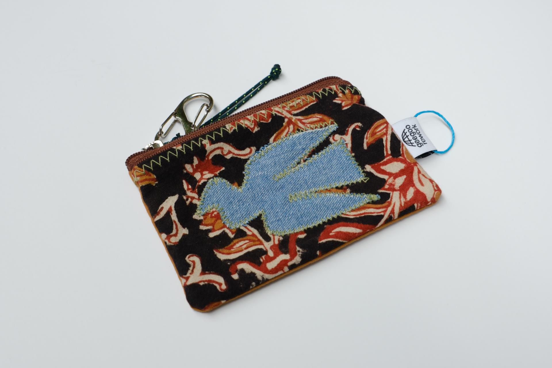 bird pouch