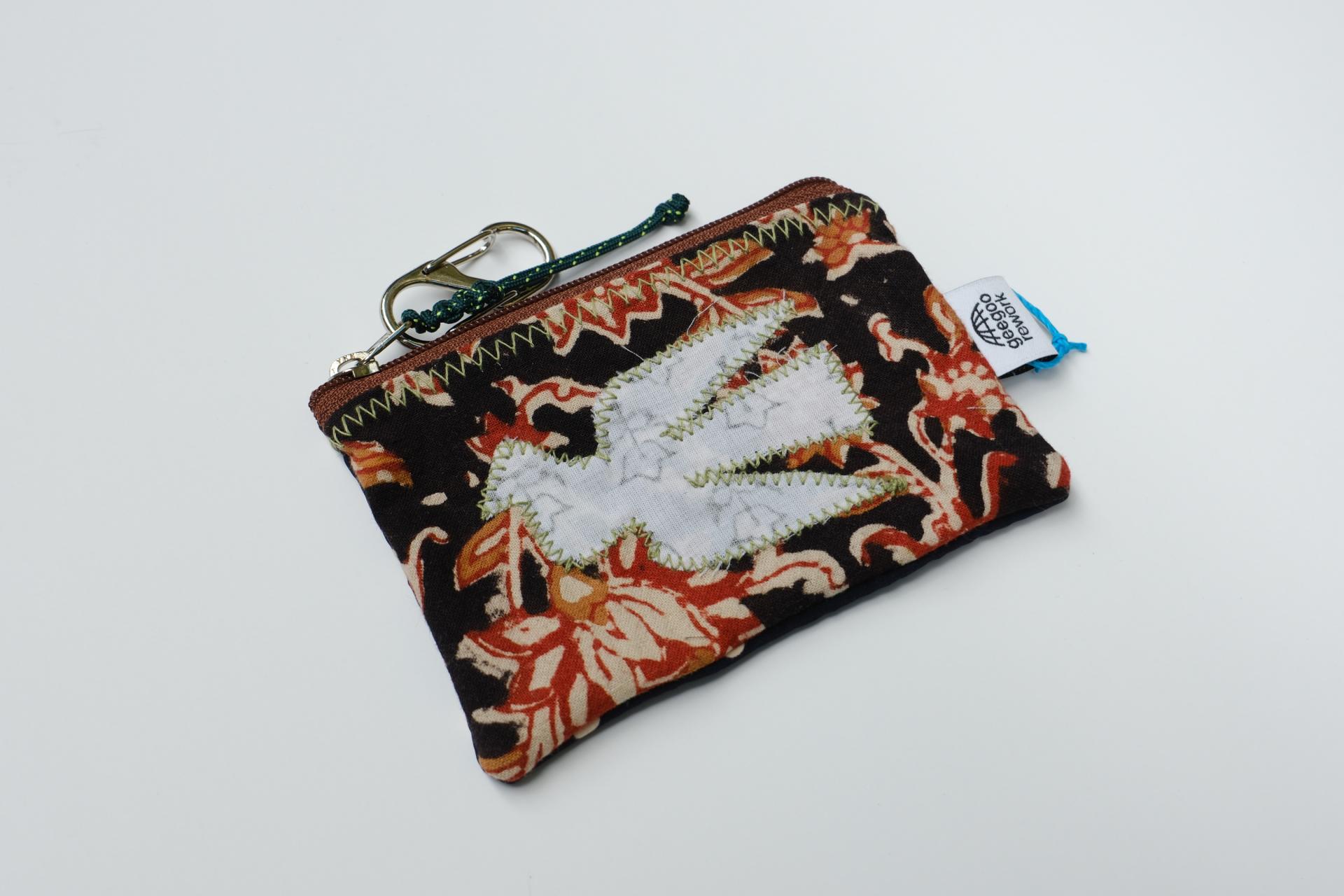 bird pouch