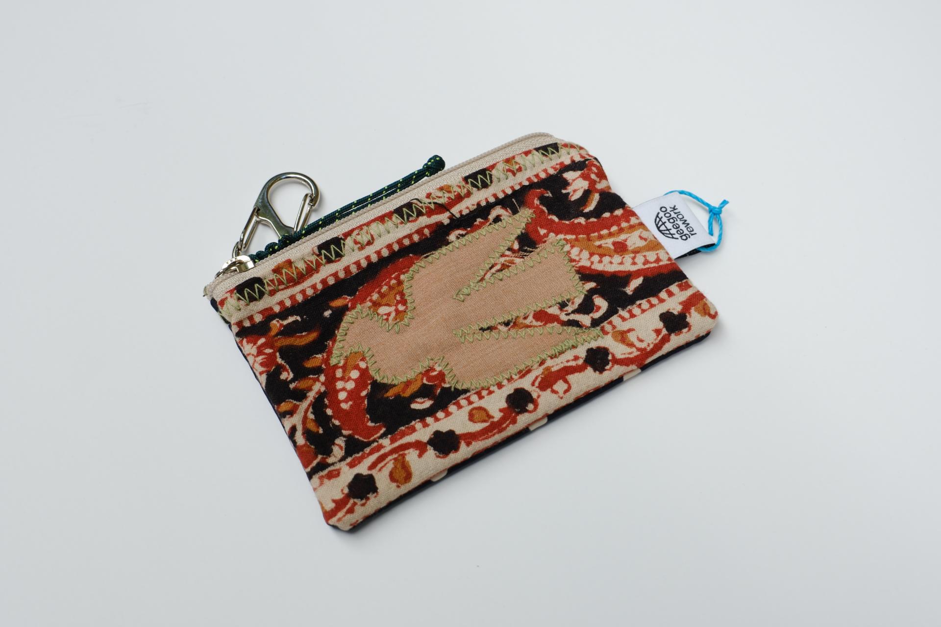 bird pouch