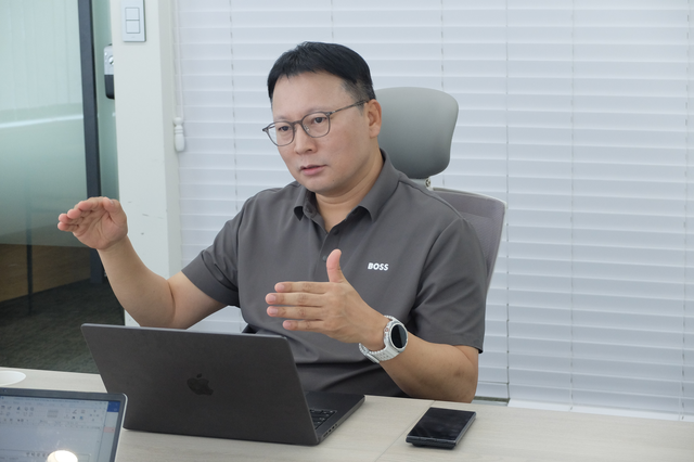 이상오 GS네오텍 최고기술책임자(CTO)가 6일 서울 구로동 사옥에서 디지털타임스와 인터뷰하고 있다. 김영욱 기자