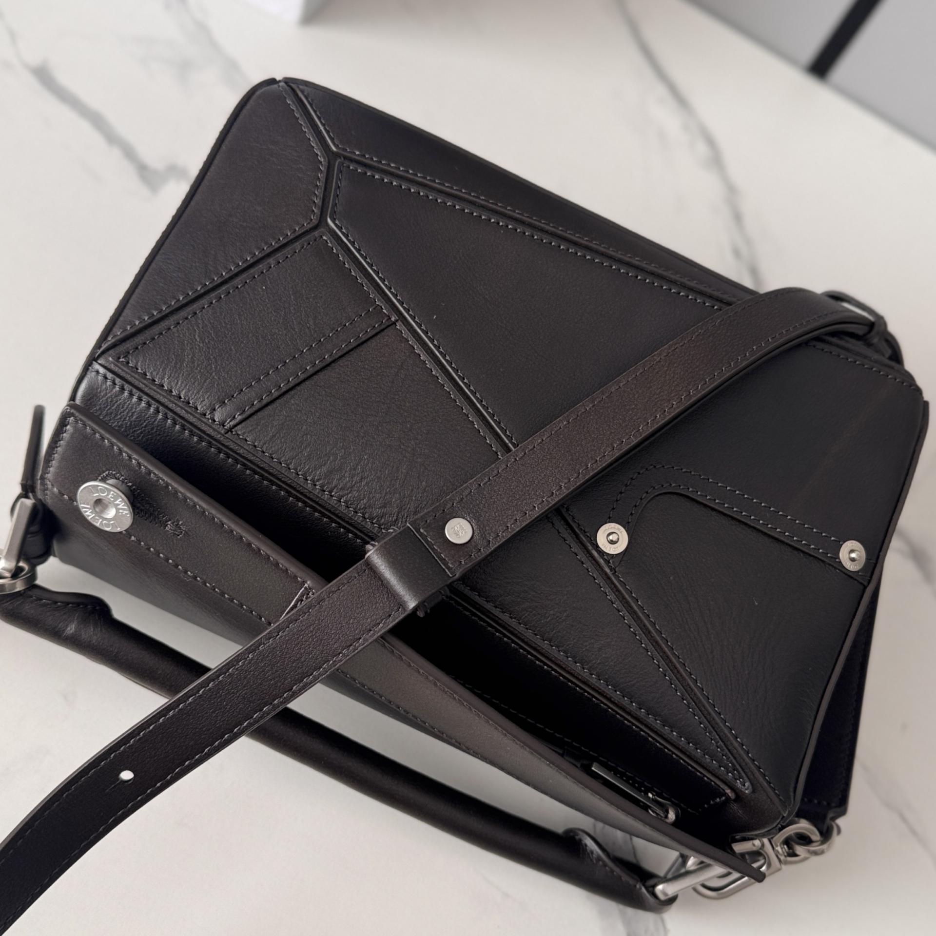 Loewe Panta Puzzle 로에베 퍼즐 스몰 백 가방