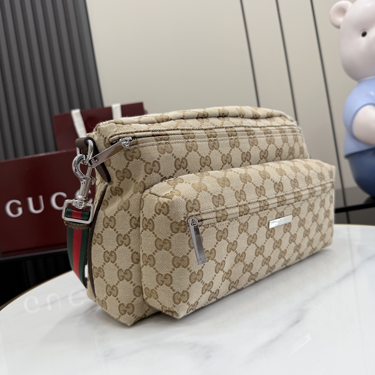 GUCCI 구찌 Generation 제너레이션 GG 캔버스 크로스백 가방