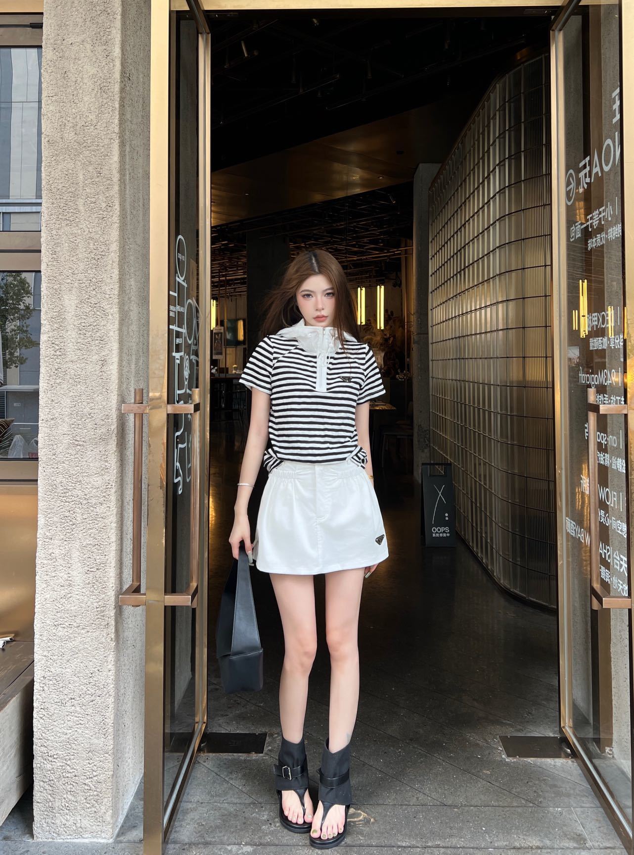 PRADA 프라다 하이엔드 텍스처 미니 스커트 팬츠 의류