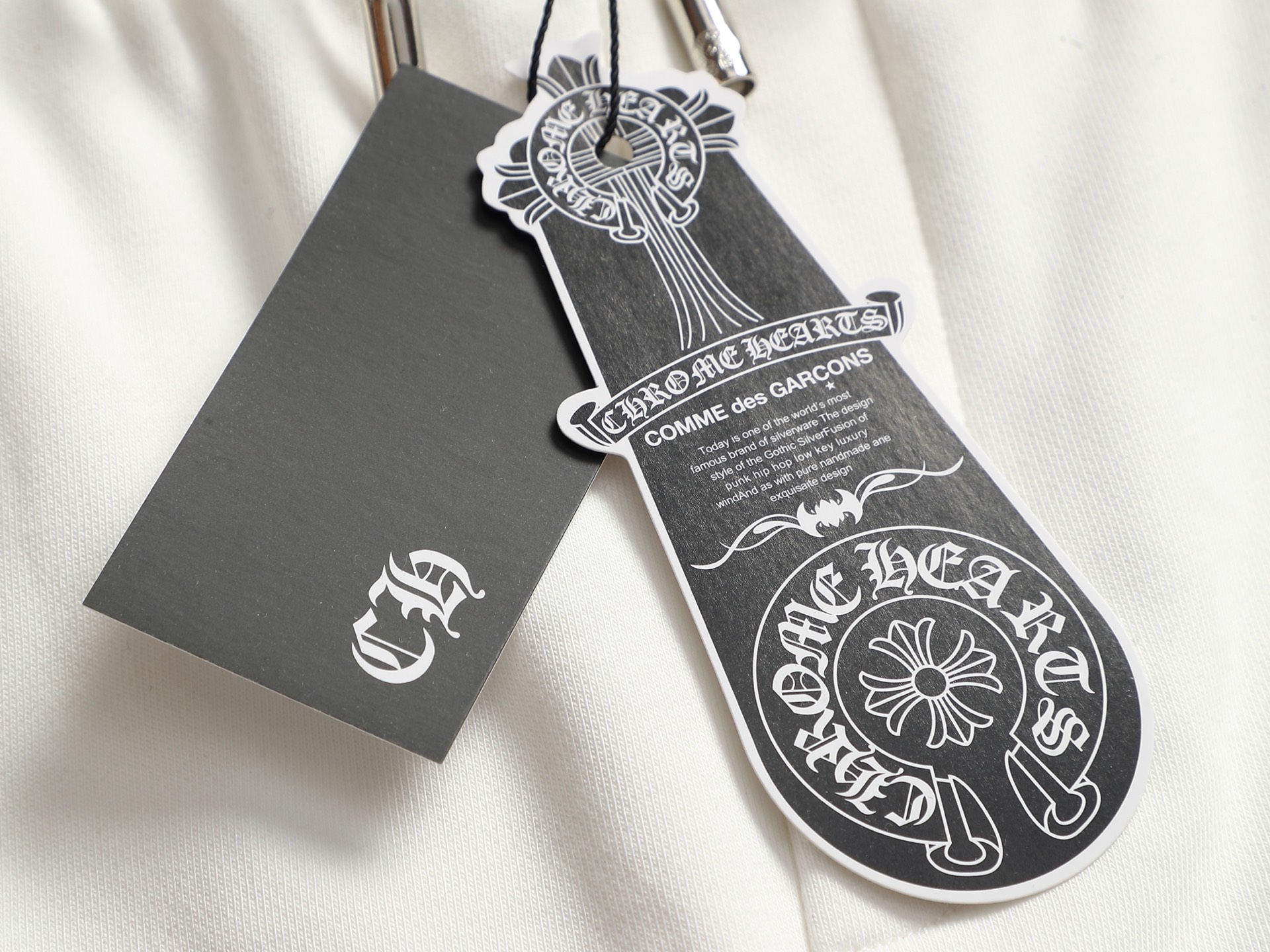 크롬하츠(CHROME HEARTS) 크로스 자수 테리 쇼츠 하의 의류