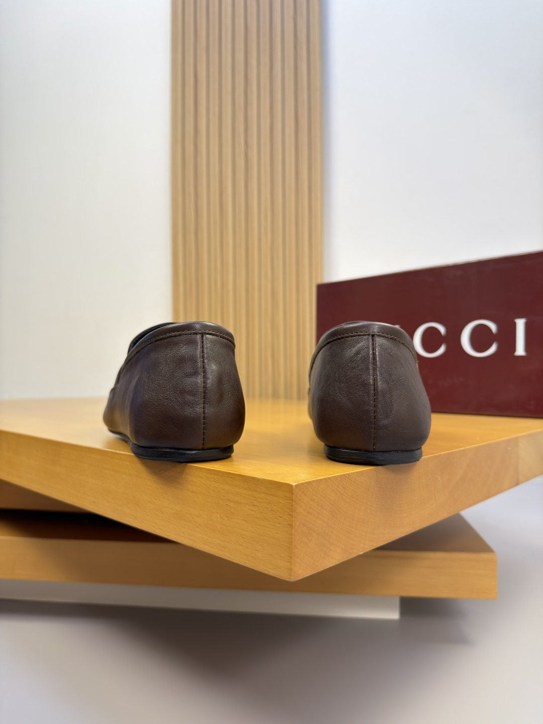 GUCCI 구찌 나파 소가죽 클래식 로퍼 구두 신발