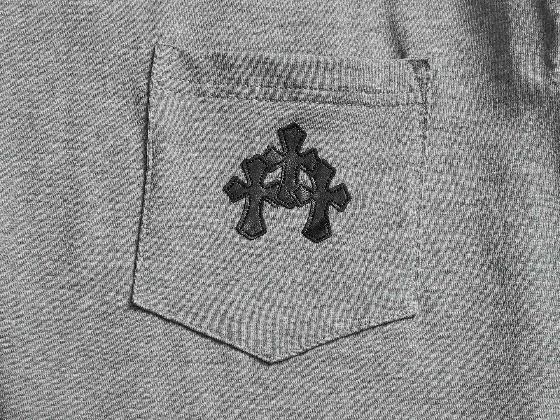 크롬하츠(CHROME HEARTS) 포켓 자수 워싱 반팔 티셔츠 상의 의류