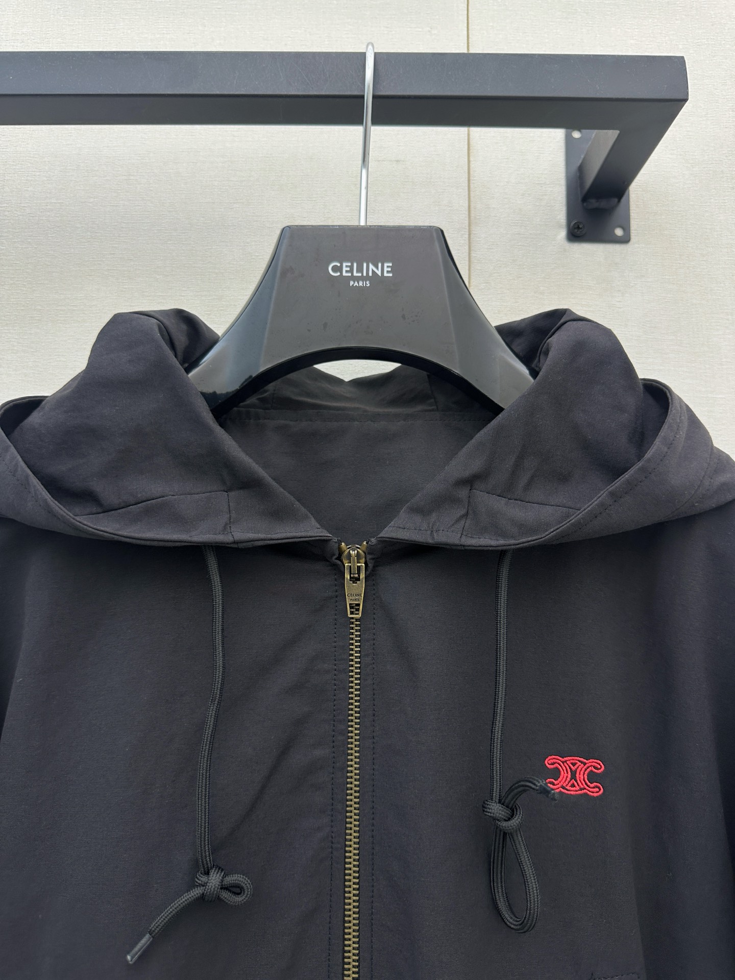 셀린느(CELINE) 후드 로고 패치 크롭 윈드브레이커 재킷 의류