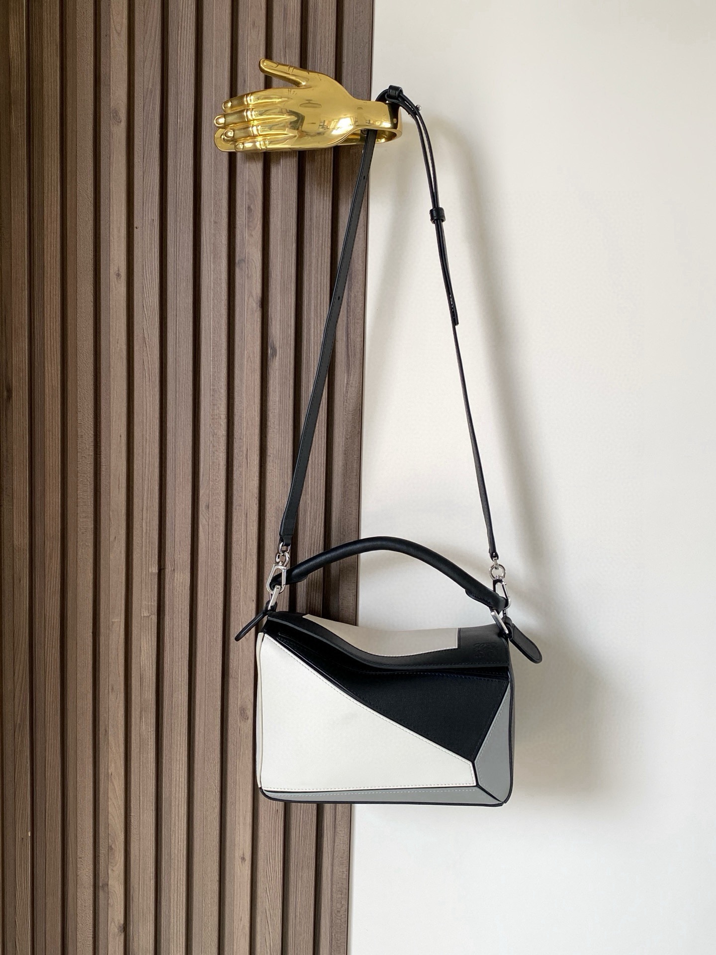 Loewe 로에베 퍼즐(Puzzle) 스몰 나파 소가죽 핸드백 (조셉 앨버스 콜라보 에디션) 가방