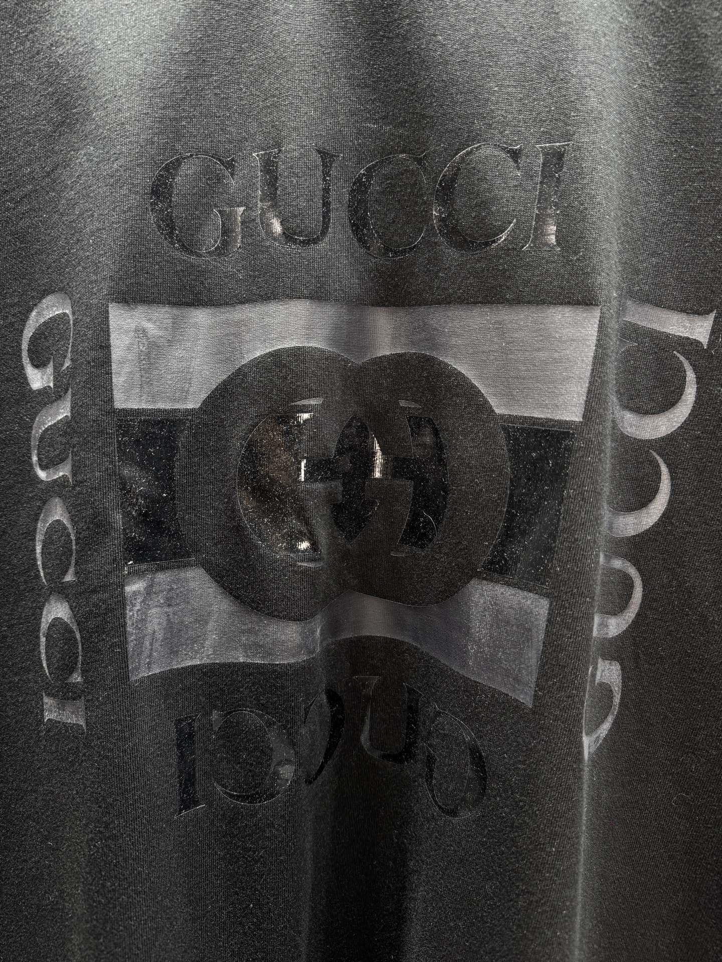 구찌(GUCCI) 더블 G 레터링 프린트 반팔 티셔츠 상의 의류