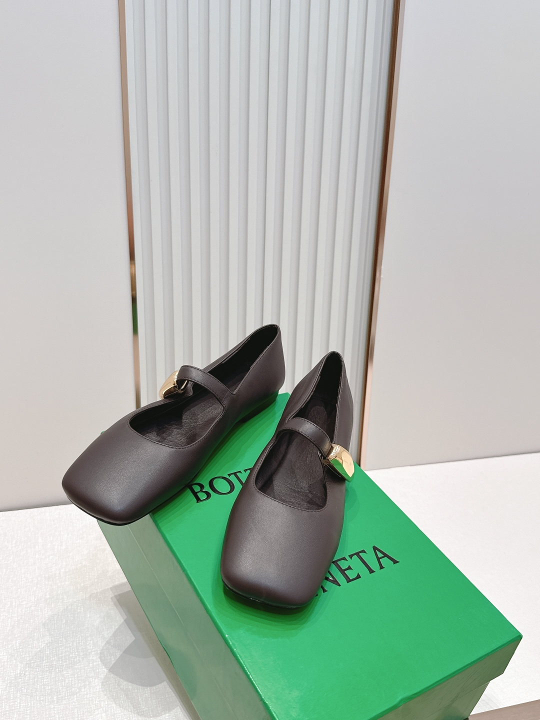 보테가 베네타(BOTTEGA VENETA) 샬롯 메리제인 플랫 발레 슈즈 신발