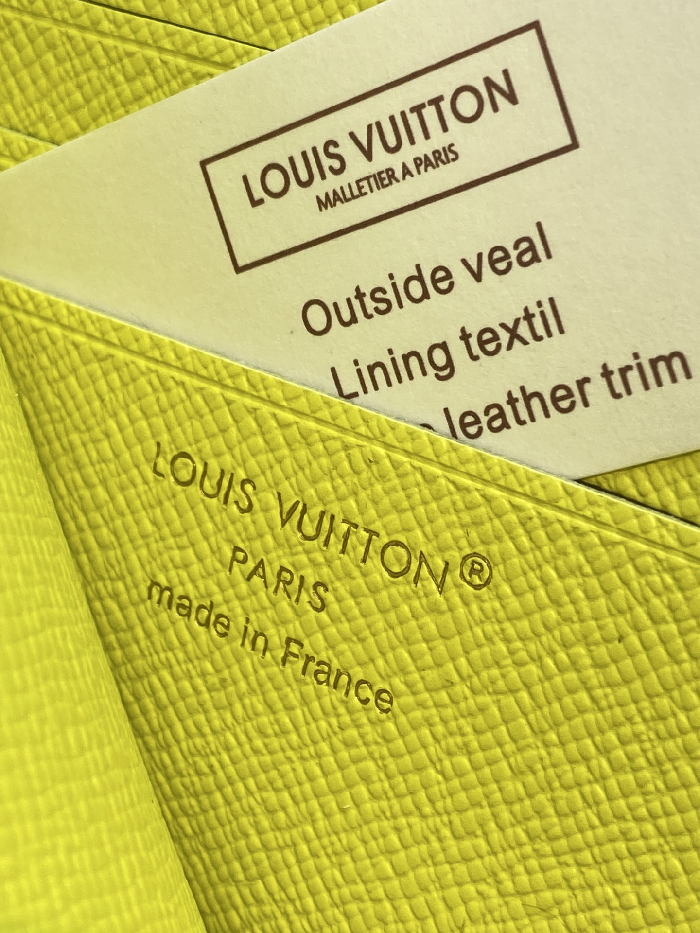 [Louis Vuitton] LV 루이비통 모노그램 Noa 노아 지퍼 코인 퍼스 (레몬 옐로우) 지갑