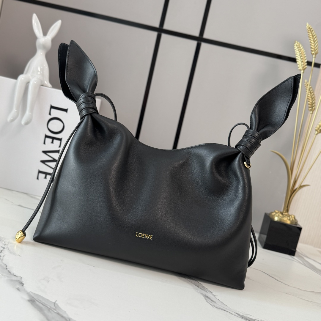 [LOEWE] 로에베 미디엄 스무스 카프스킨 스카프 백 가방 / BA603