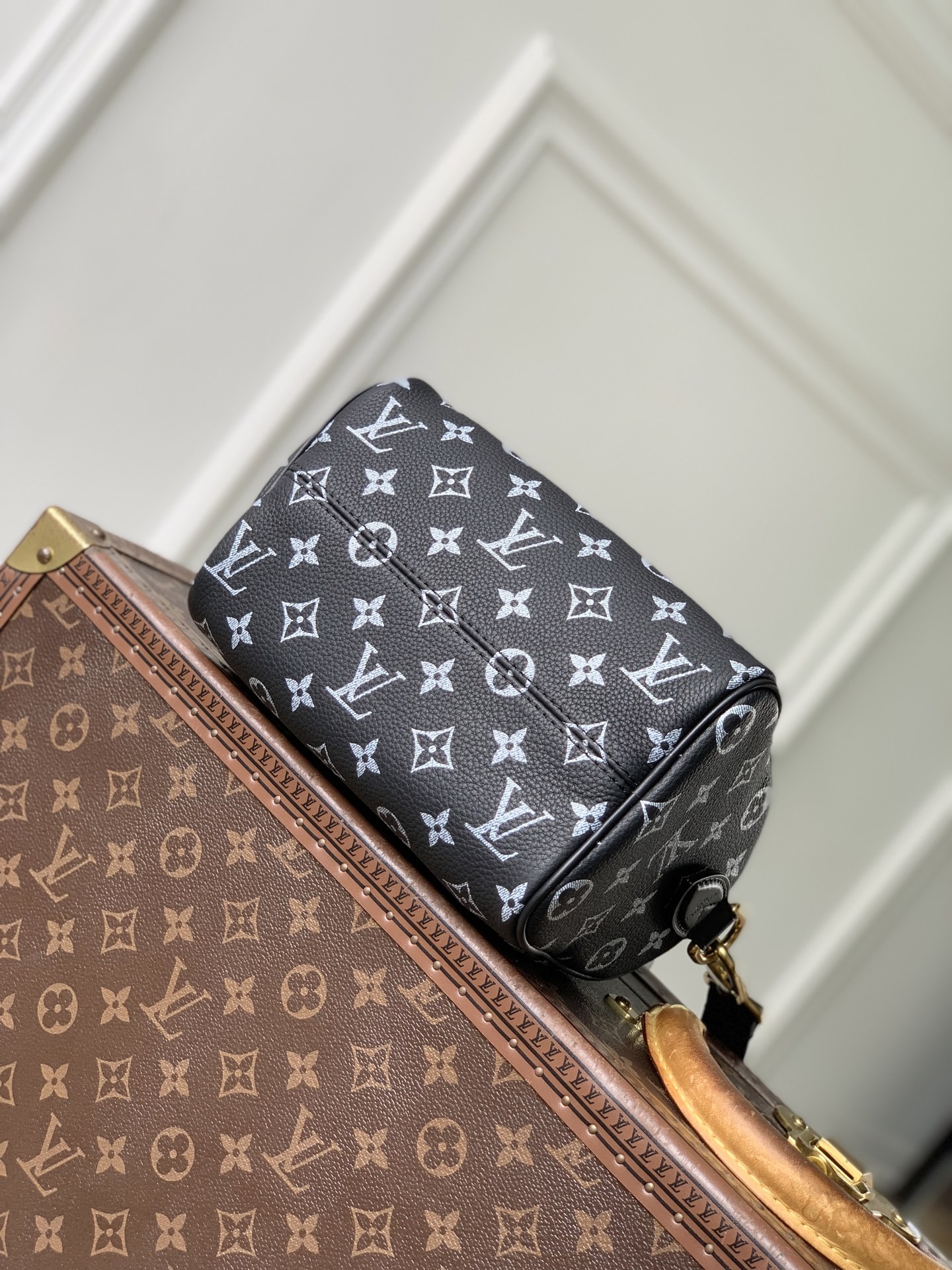LOUIS VUITTON LV M28186 루이비통 스피디 P9 반둘리에 20 모노그램 레더 핸드백 가방