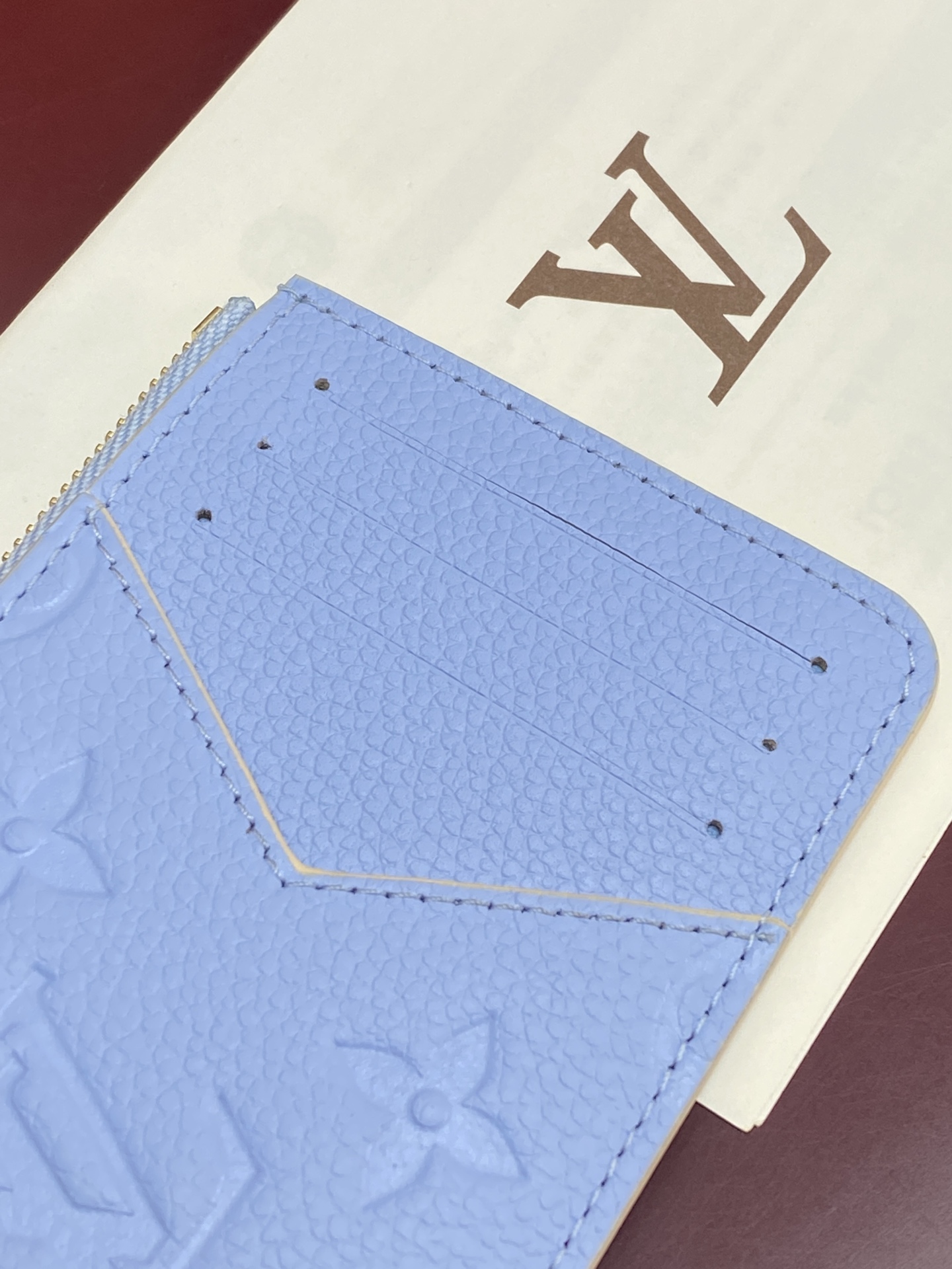 [Louis Vuitton] LV 루이비통 엠프레인 하이 섬머 로미 카드 홀더 지갑 / 퍼플 블루 M2A045