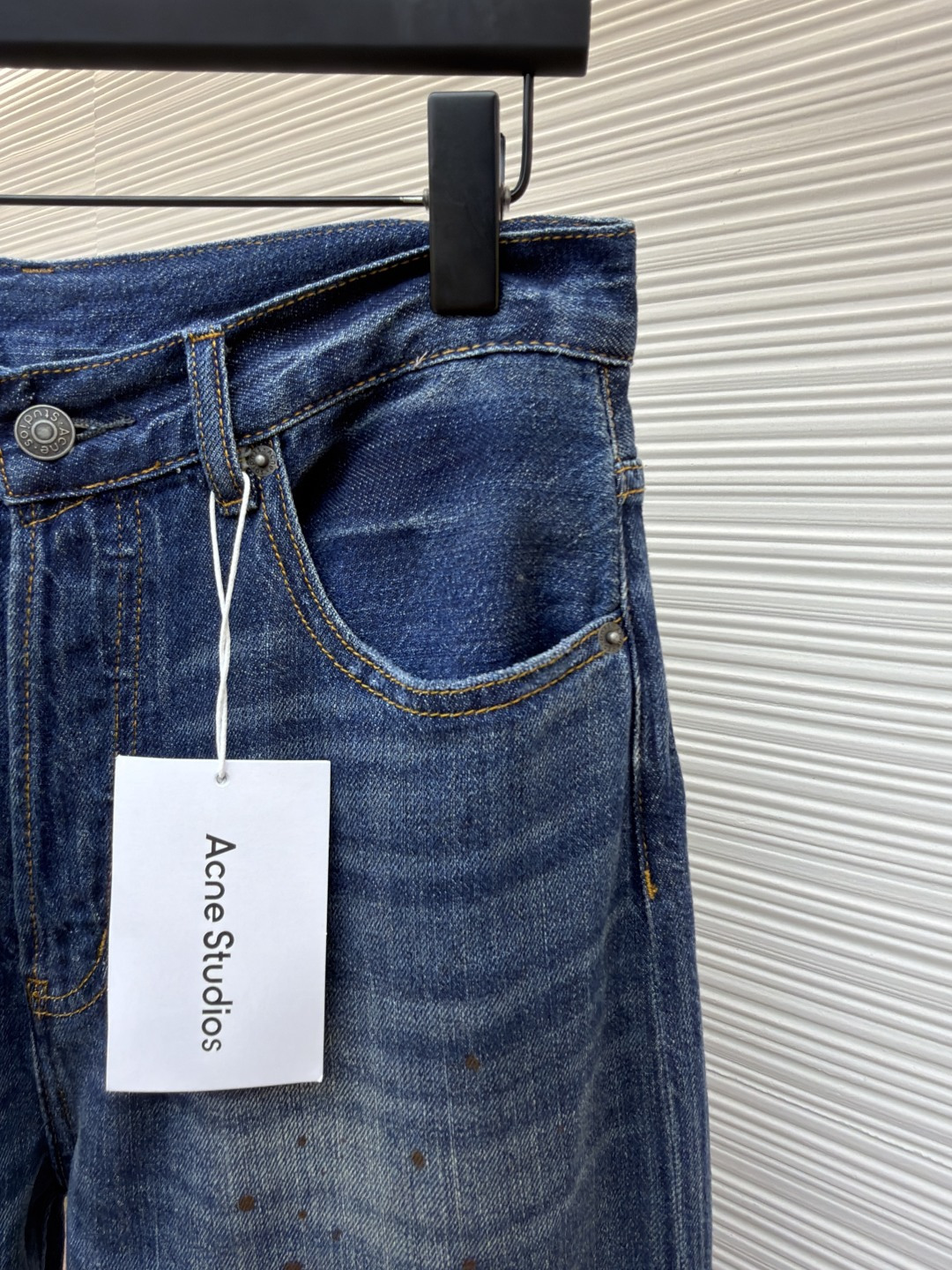 아크네(Acne studios) 페인트 디스트로이드 스트레이트 데님 팬츠 바지 의류