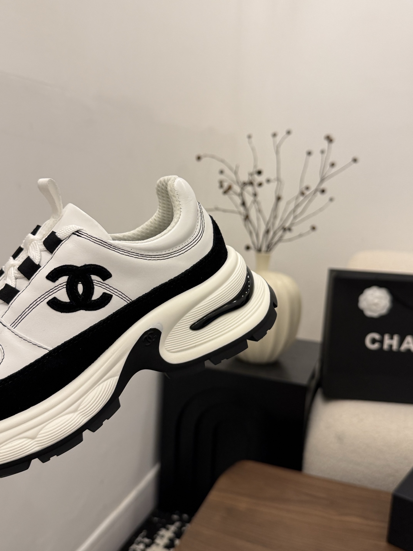 샤넬(CHANEL) 배색 캐주얼 스니커즈 신발