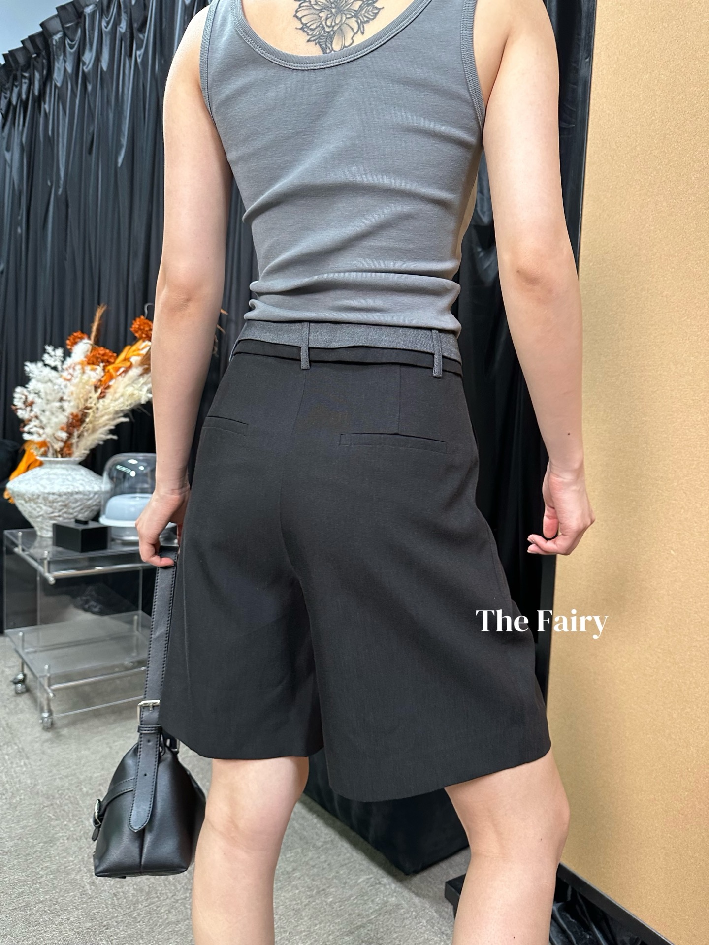 [Prada] 프라다 뉴 시즌 린넨 투톤 웨이스트 쇼츠 반바지 의류