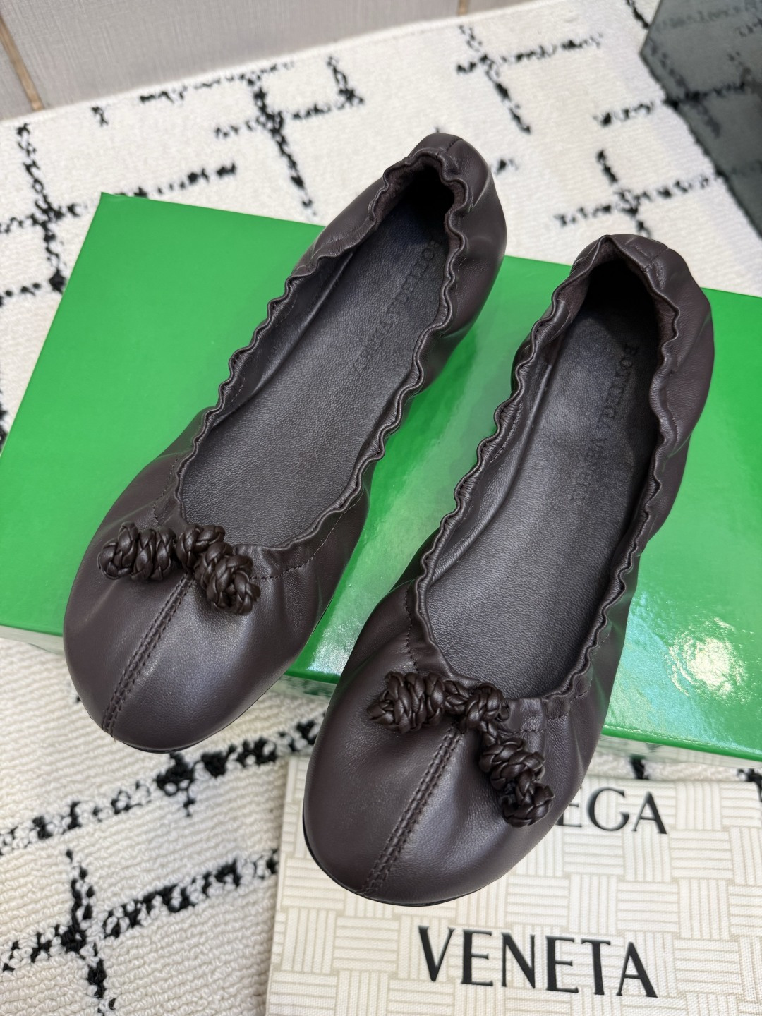 보테가 베네타(BOTTEGA VENETA) 판타스미나 발레리나 플랫 신발
