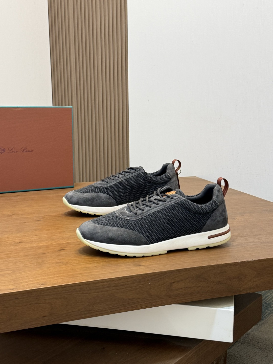 [Loro Piana] LP 로로 피아나 워크 앤 워크 / 시티 워크 스니커즈 신발