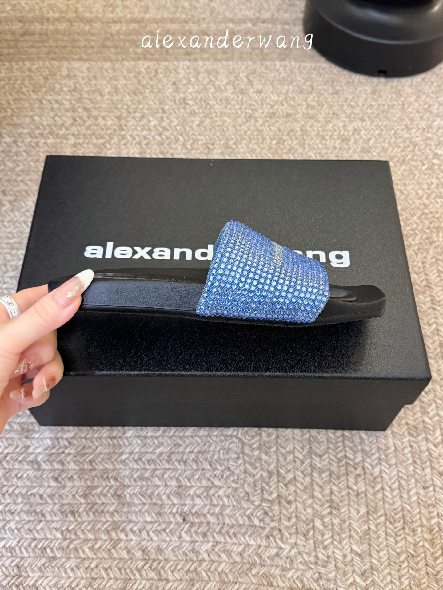 알렉산더왕(Alexander Wang) 라인스톤 스퀘어토 슬리퍼 신발