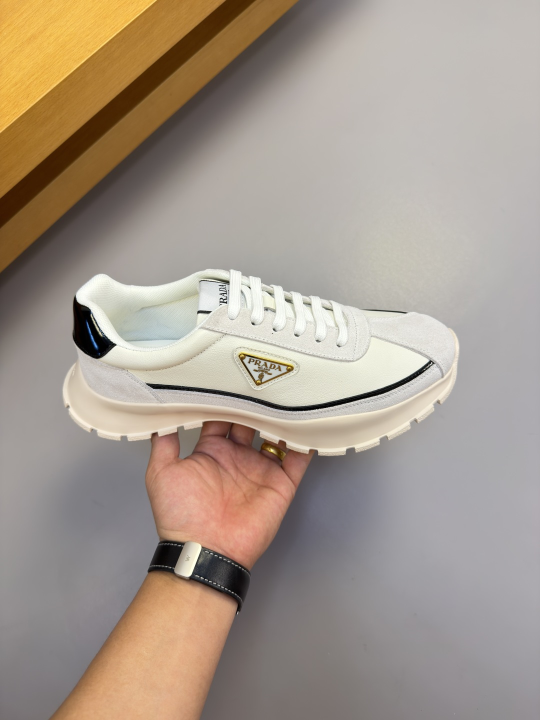 [Prada] 프라다 풀그레인 & 스웨이드 콤비 레더 스니커즈 신발