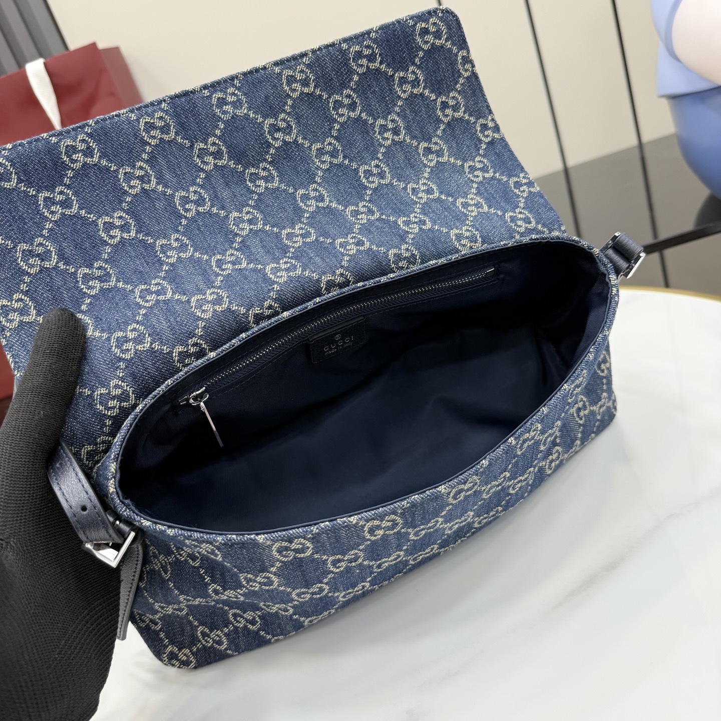 [Gucci] 구찌 (Generation) 워시드 GG 데님 숄더백 가방