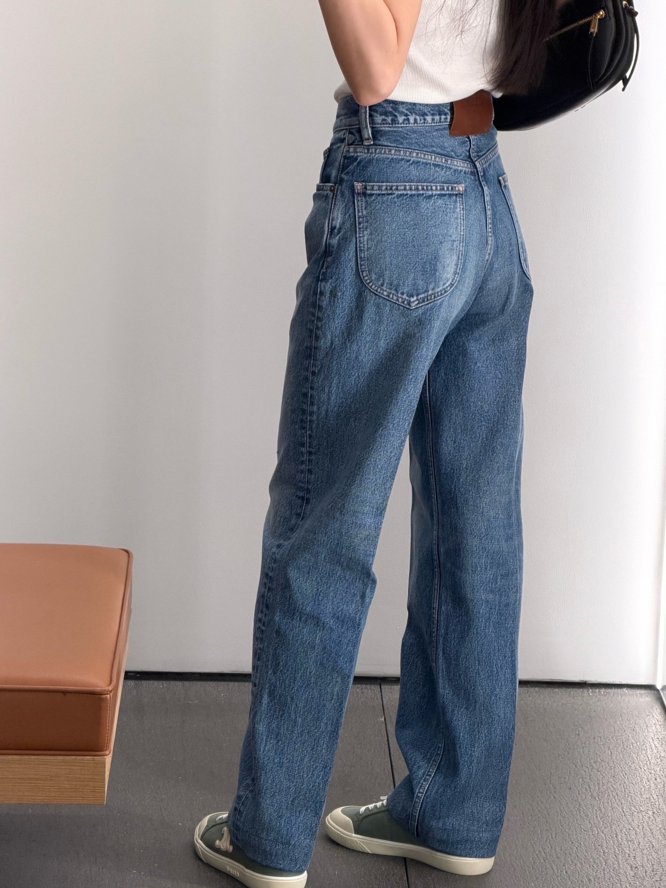 셀린느(CELINE) 트리옹프 메탈 펜던트 데님 팬츠 하의 의류