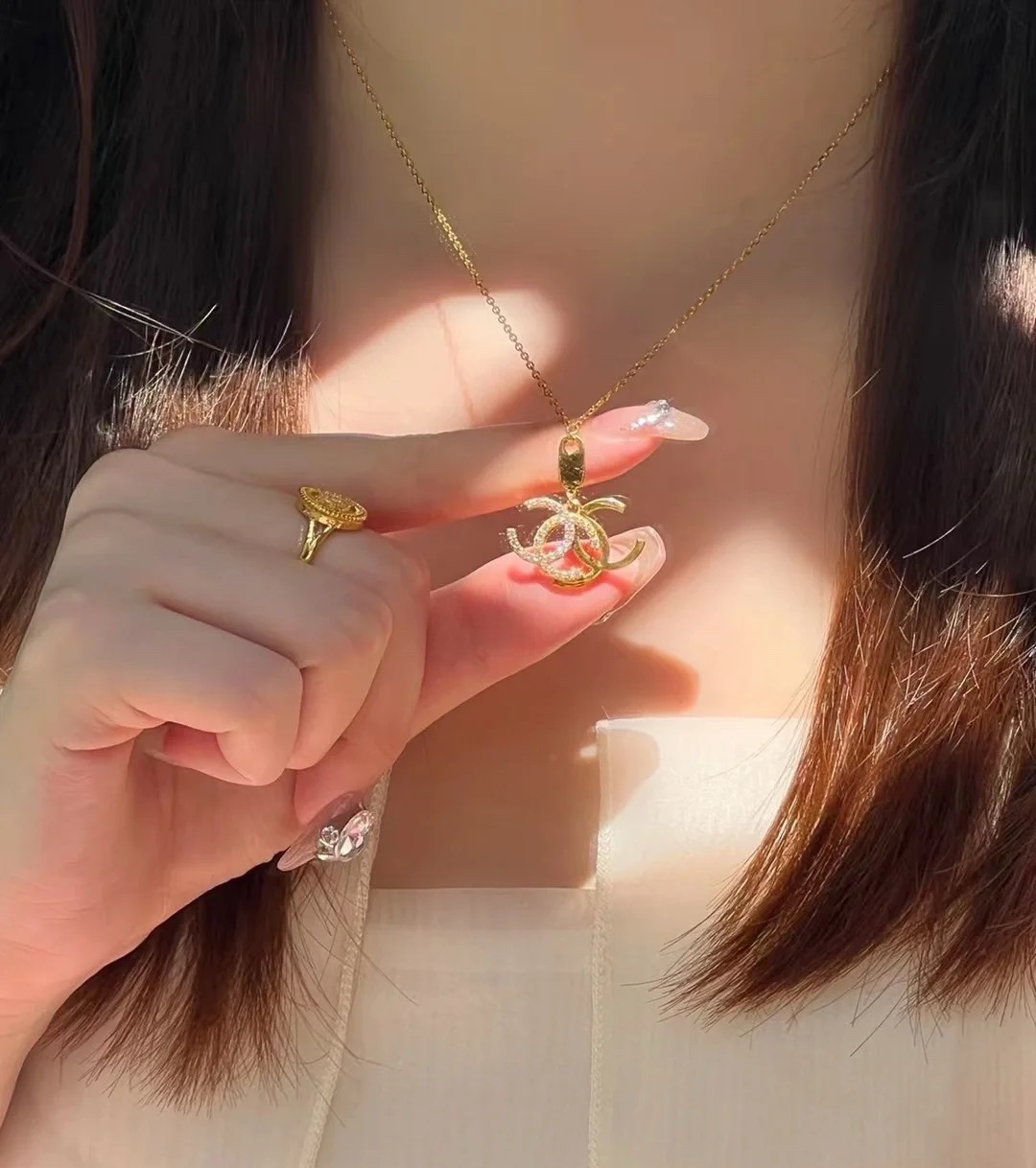 샤넬(CHANEL) 로고 펜던트 목걸이 악세사리