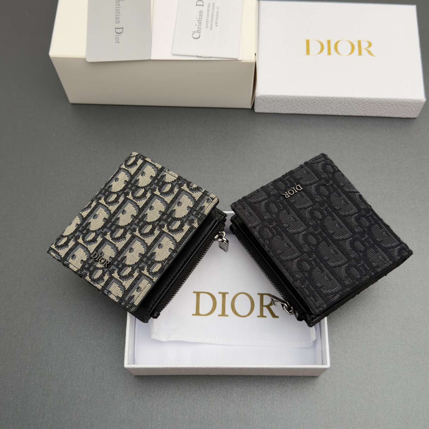 Dior 디올 맨즈 버티컬 바이폴드 지갑