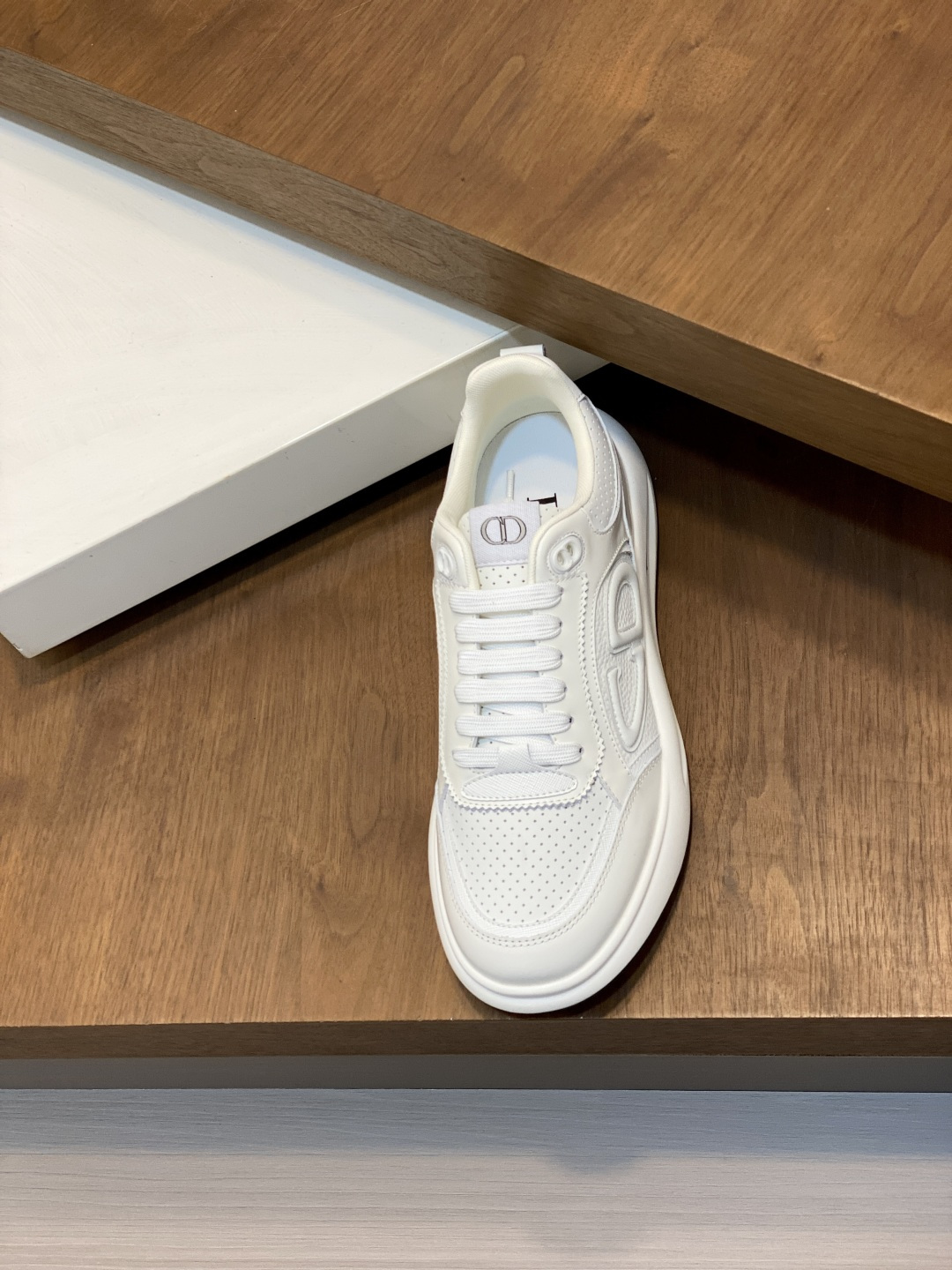 [Dior] 디올 시그니처 엠보스 & 패브릭 콤비 스니커즈 신발