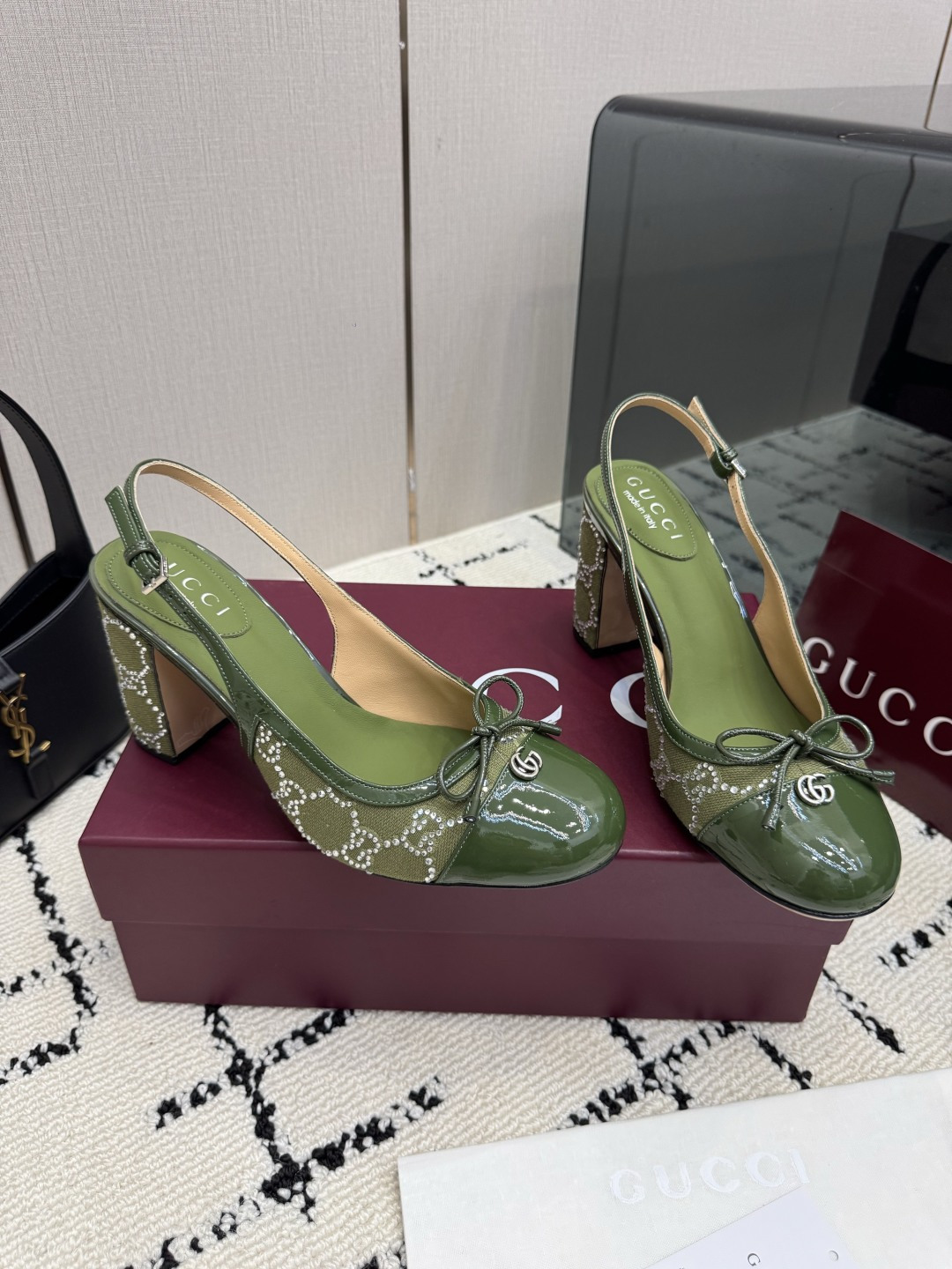 구찌(GUCCI) 홀스빗 발레리나 펌프스 신발