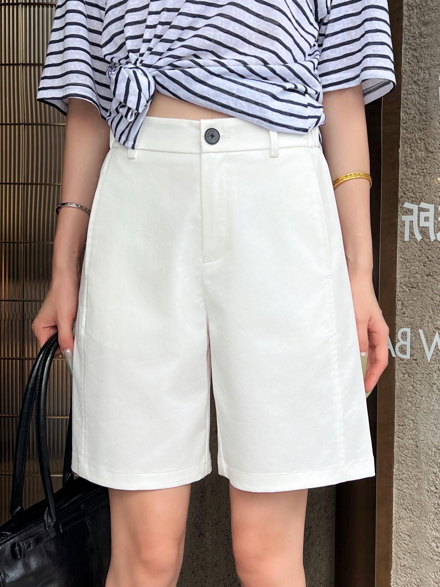 [Prada] 프라다 26SS 백리스 스트랩 반팔 티셔츠 의류