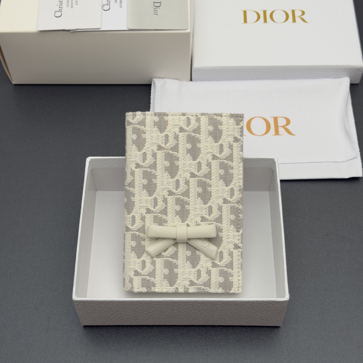 [Dior] 디올 Promenade 프롬나드 오블리크 자카드 패스포트 홀더 지갑