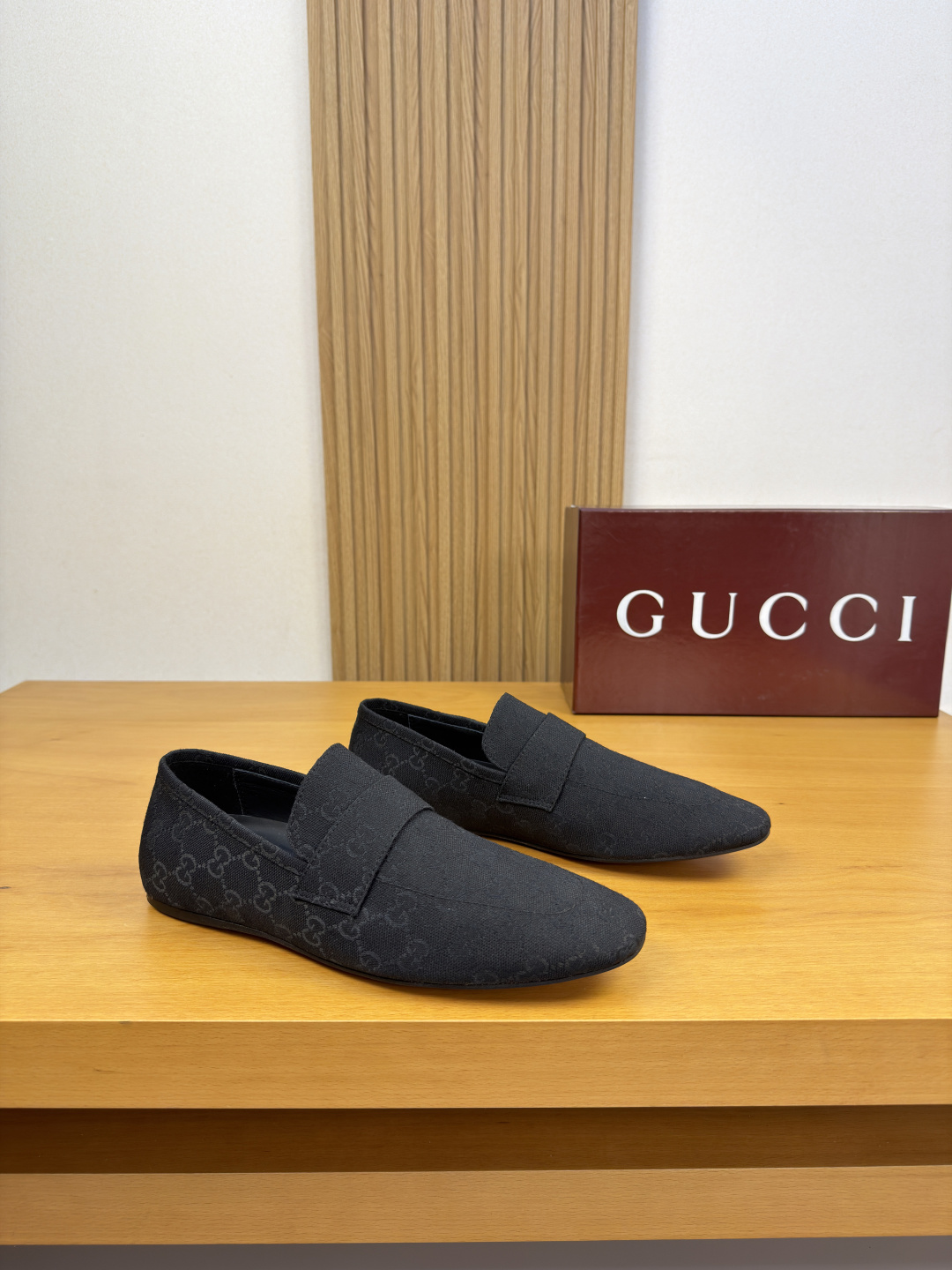 GUCCI 구찌 브랜드 패턴 빈티지 로퍼 구두 신발
