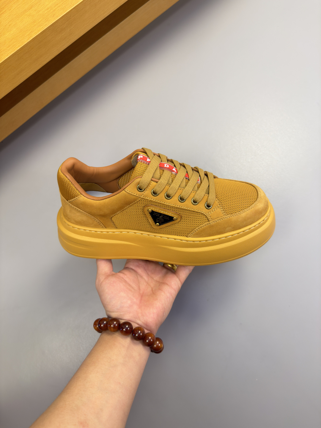 PRADA 프라다 나파 가죽 & 캔버스 스니커즈 신발
