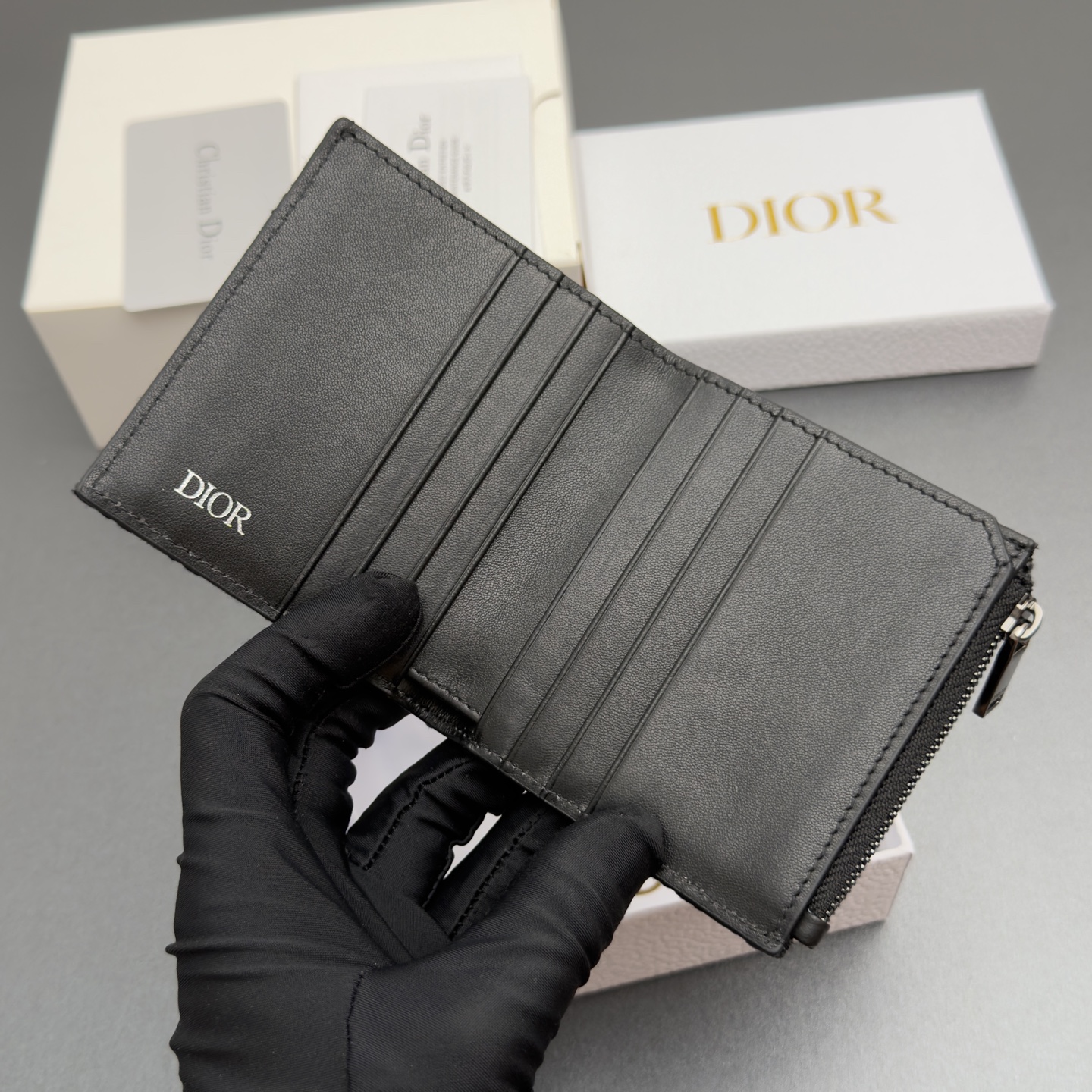 Dior 디올 맨즈 버티컬 바이폴드 지갑