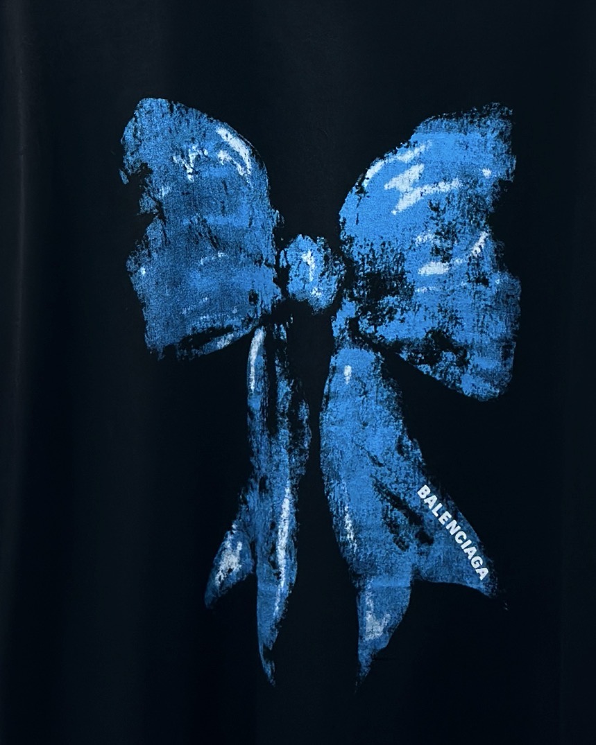 발렌시아가(BALENCIAGA) 블루 버터플라이 프린트 반팔 티셔츠 의류