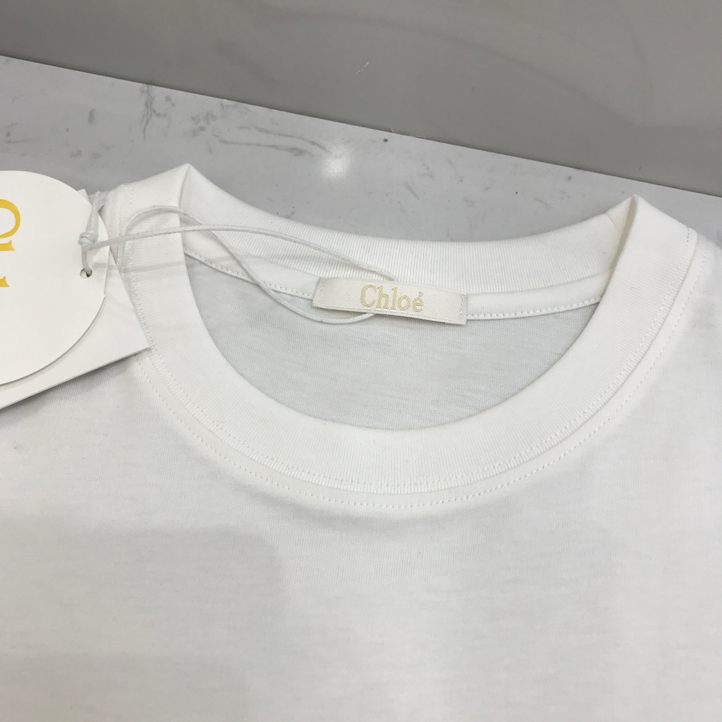 [Chloé] 끌로에 핸드페인팅 데이지 로고 반팔 티셔츠 의류