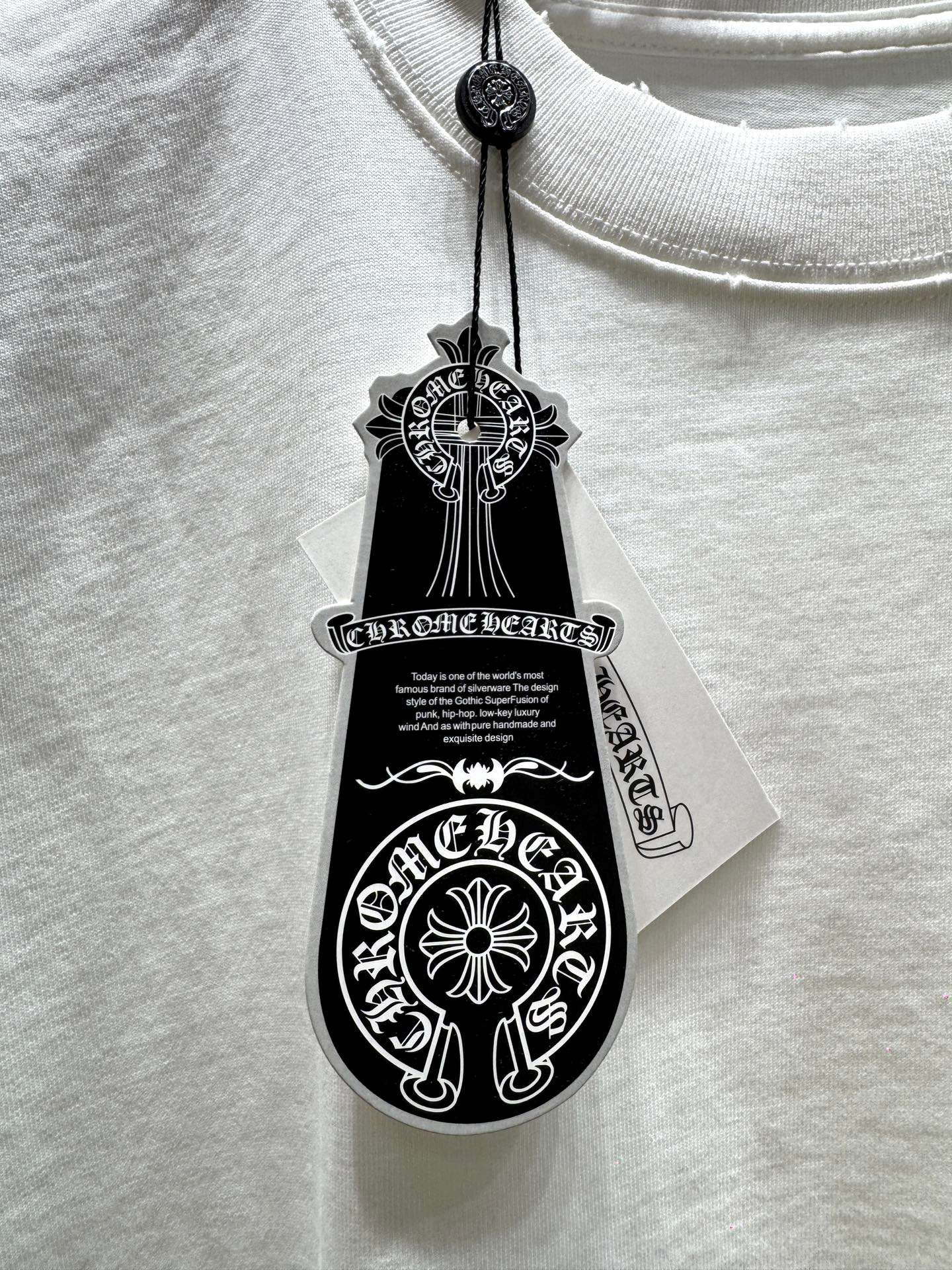 크롬하츠(CHROME HEARTS) 빈티지 호스슈 그래픽 반팔 티셔츠 상의 의류