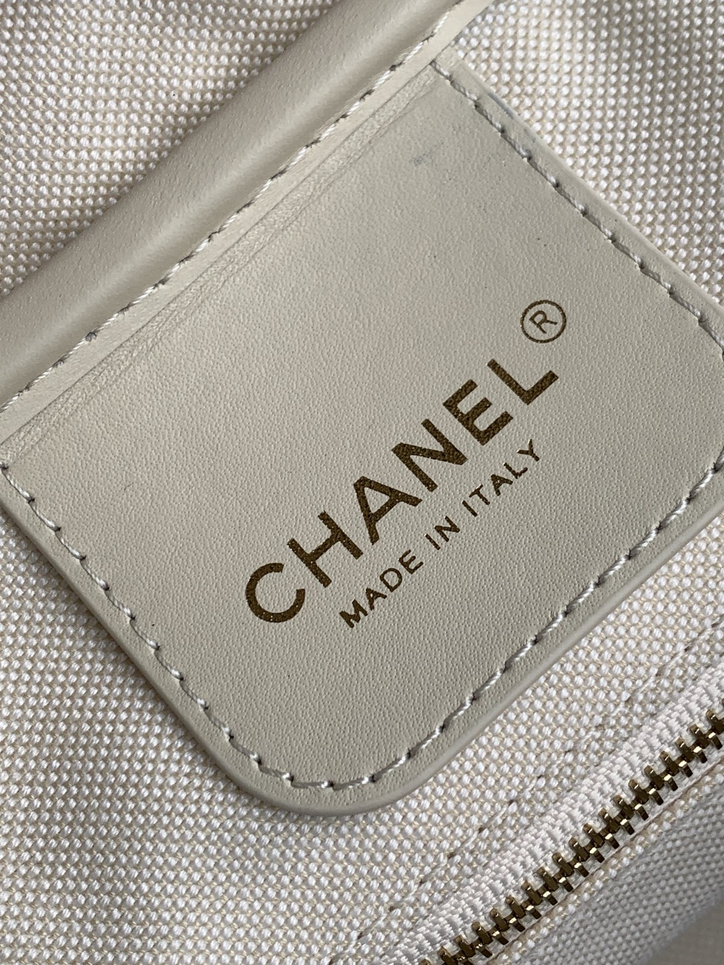 [Chanel] 샤넬 26SS 스웨이드 볼링백 (AS6211) 가방