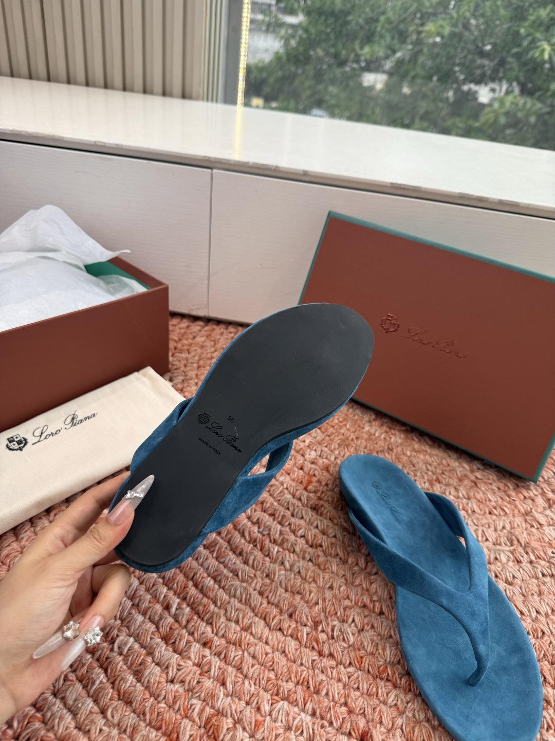 로로피아나(LORO PIANA) 잉글리시 플립플랍 쪼리 신발