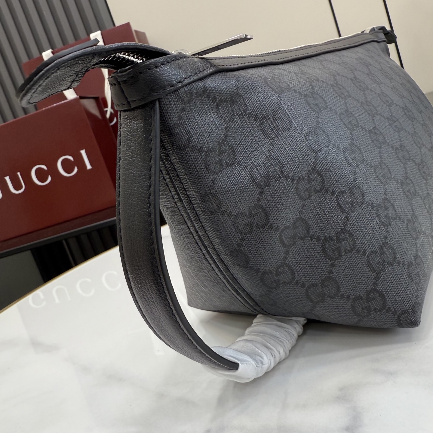 GUCCI 구찌 에센스 클래식 GG 코팅 캔버스 파우치 가방