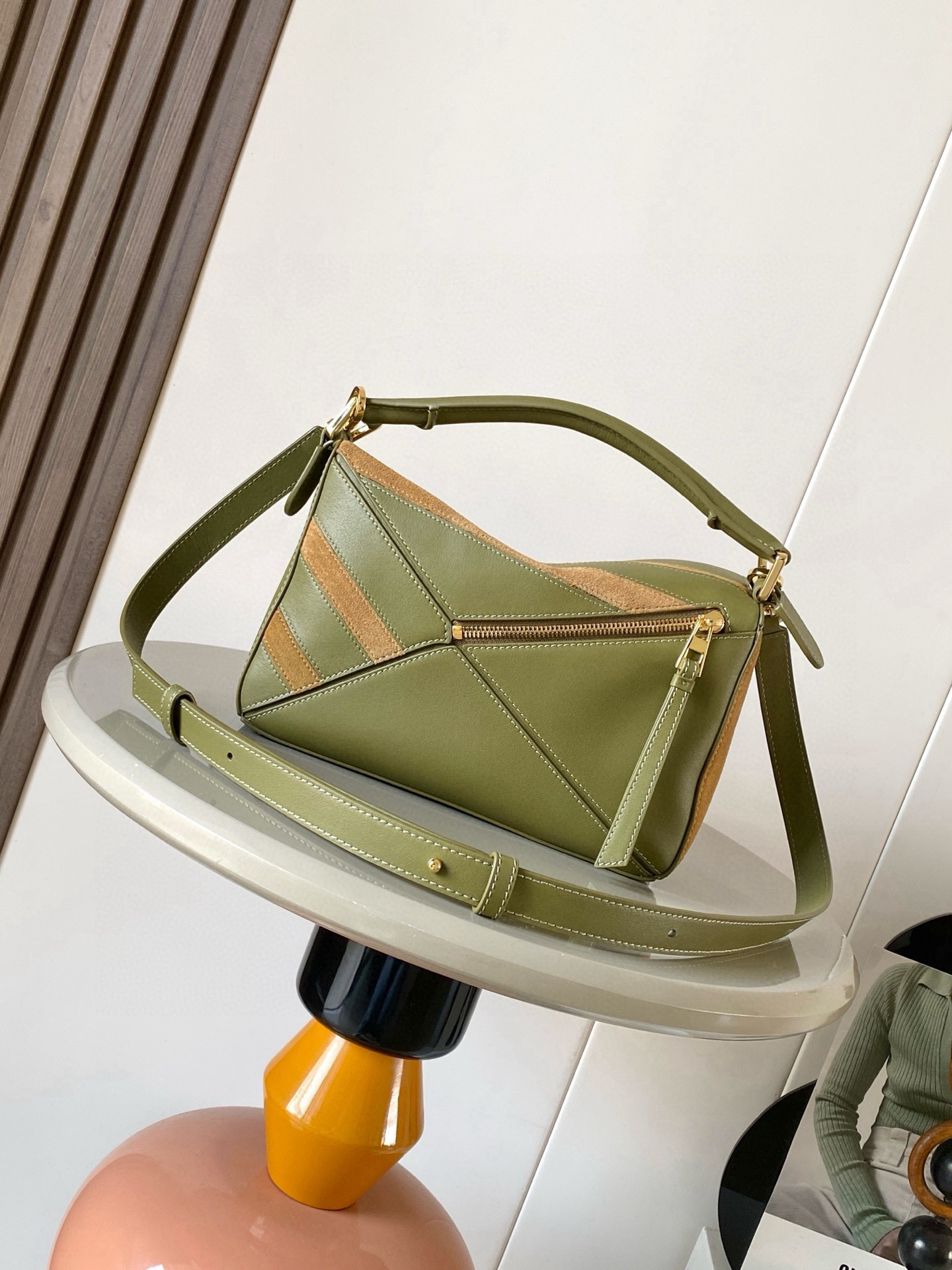 Loewe 로에베 퍼즐(Puzzle) 스몰 핸드백 (올리브 그린 배색) 가방