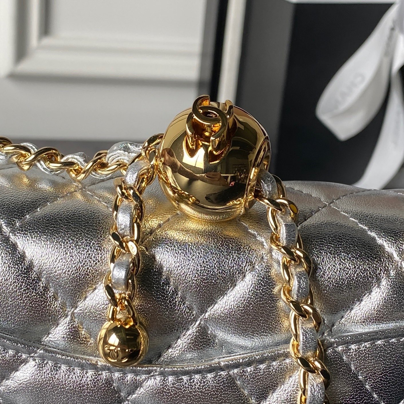 Chanel 26A Mini Classic Flap 샤넬 클래식 플랩 가방