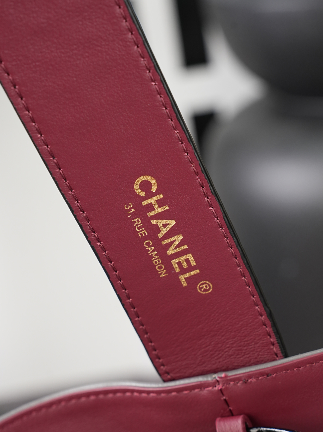 CHANEL 샤넬 26B 램스킨 버킷백 (라지) 가방 / 6584